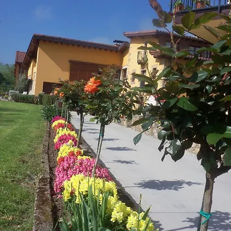 Rurales La Casa Vieja De * Silió