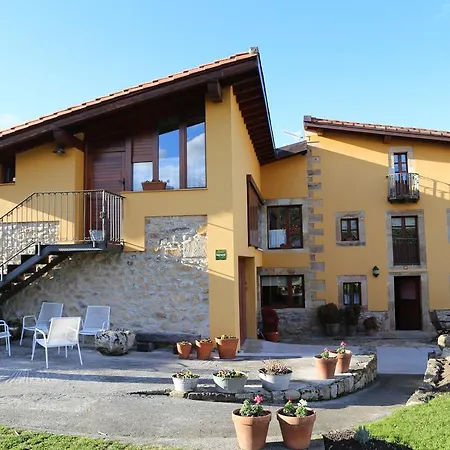 Rurales La Casa Vieja De * Silió