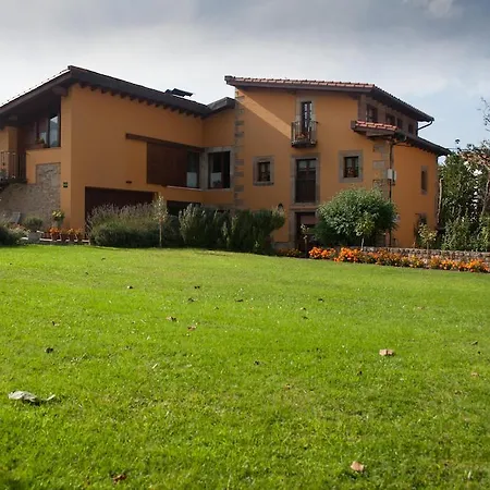 Rurales La Casa Vieja De * Silió