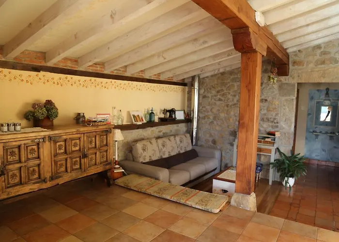 Rurales La Casa Vieja De