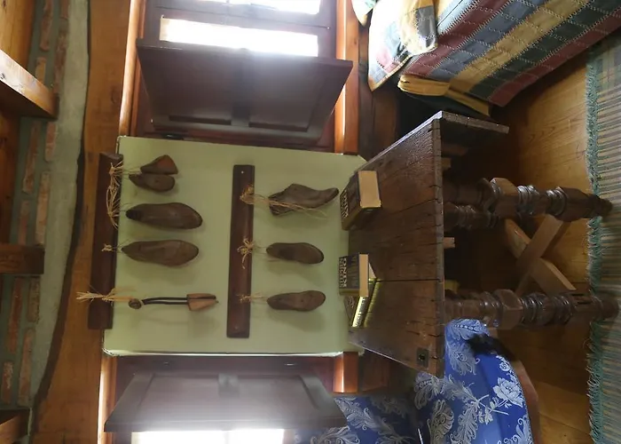 Rurales La Casa Vieja De * Silió