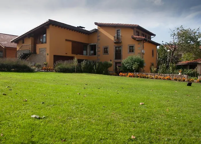 Rurales La Casa Vieja De * Silió